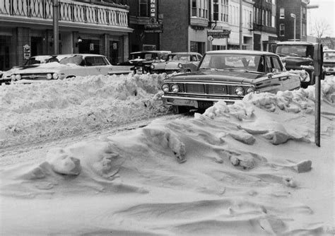 Snowstorm aftermath 1964 Decatur Illinois H&R photo | Decatur illinois ...