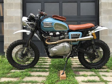 Modern Triumph Desert Sled: Stasis Scrambler 900 – BikeBound