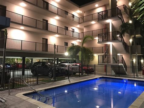 Beverly Hills Apartments - Apartments in Miami, FL | Apartments.com