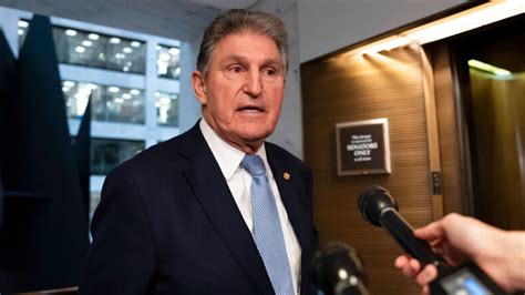 Manchin hits back at White House pressure on Biden plan