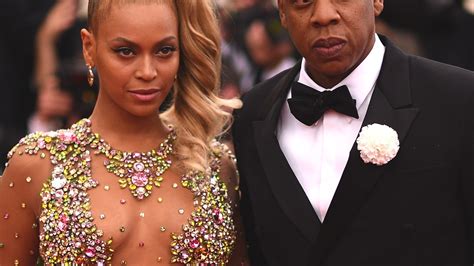 Beyoncé Caught "Screaming" at Hubby Jay-Z Amid Divorce Rumors (REPORT)