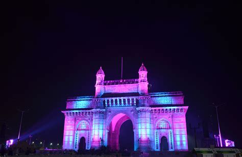 10 Best Places to Visit in Mumbai at Night 2024: Nightlife Fun