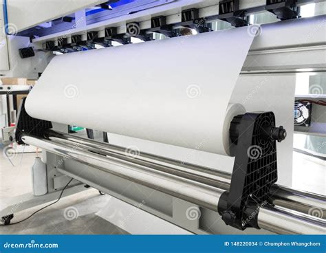 Blank Paper Roll in Large Printer Format Inkjet Machine for Industrial ...