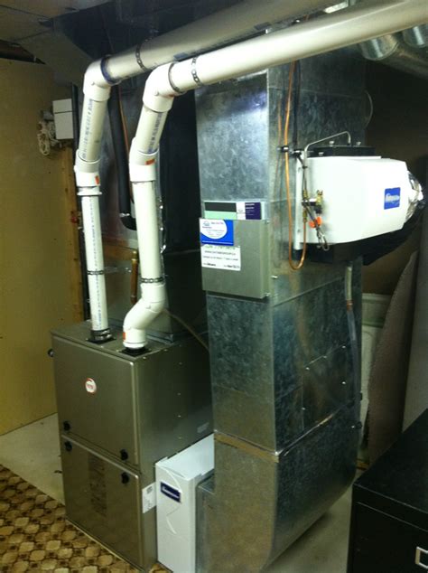 Iceberg Refrigeration & Mechanical Inc. :: Furnace/Humidifier Install