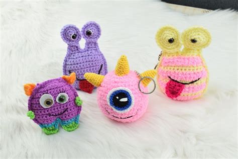 Halloween pocket monsters keychains crochet PDF pattern
