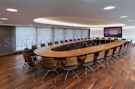 [Hot Item] Luxury Large Office Oval Meeting Table Design Banquet Table ...