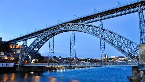 The Dom Luís I Bridge in PORTO, Portugal. : r/bridgeporn