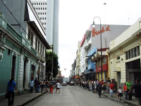 Fichier:Downtown of San Jose, Costa Rica.jpg — Wikipédia