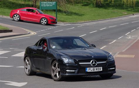 IMGP0851 | A black Mercedes at the top of Keighton Hill on t… | Flickr