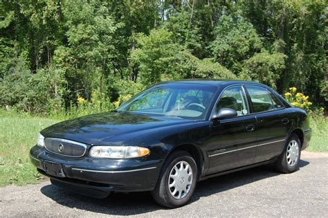 2000 Buick Century - Information and photos - MOMENTcar