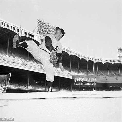 707 Whitey Ford Yankees Photos & High Res Pictures - Getty Images