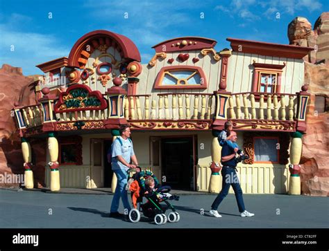 Theme park WARNER BROS. MOVIE WORLD in Bottrop Stock Photo - Alamy