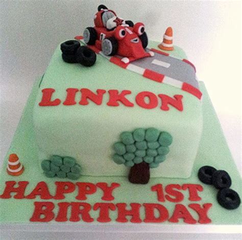 Roary The Racing Car - CakeCentral.com