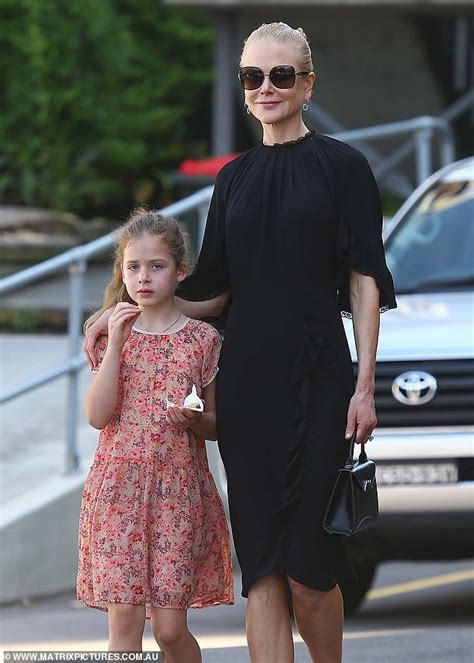 Nicole Kidman and Keith Urban with their daughters Faith and Sunday | Lipstick Alley