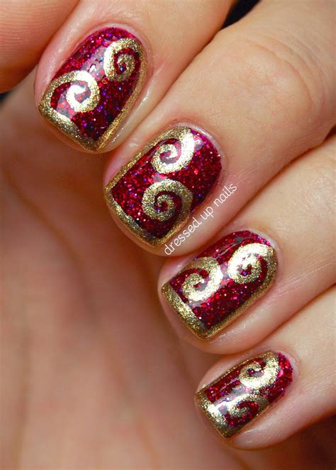 Shimmer Polish Karina with gold swirl half-frame nail art in Zoya Ziv | Gold glitter nail polish ...