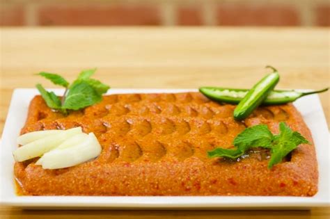 kibbeh nayyeh, platter presentation | Food processor recipes, Lamb ribs ...