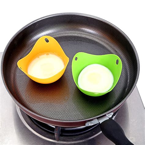 Colorful Egg Poacher Food Grade Silicone Egg Cups Microwave Egg Cooker Useful Mini Baking Cup ...