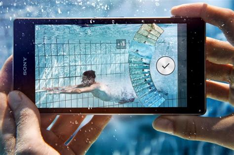 Sony Xperia Z3+ is waterproof - GearOpen.com