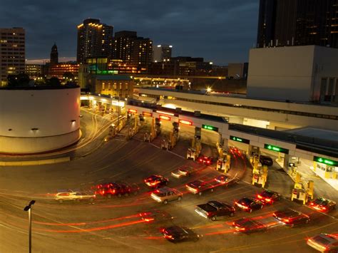 Detroit-Windsor Tunnel restoration work nears completion | Crain's ...