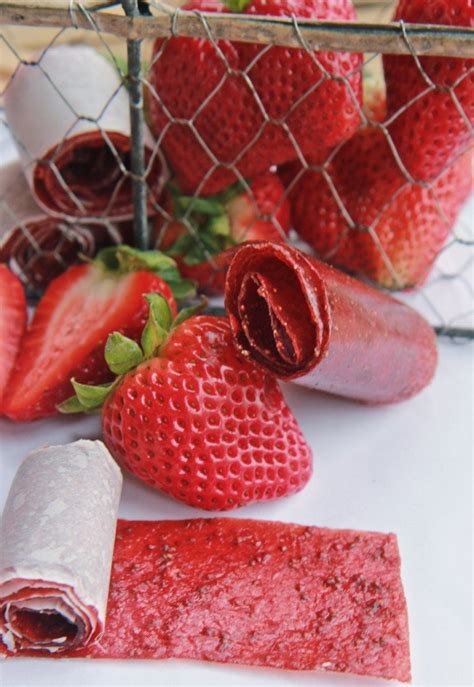 Homemade Strawberry Fruit Roll-Ups Recipe | Divas Can Cook