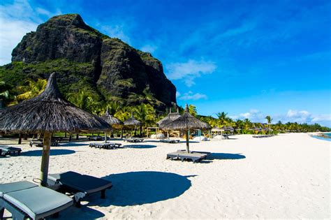 How to Hike Le Morne Brabant in Mauritius: All You Need to Know | Cool places to visit ...