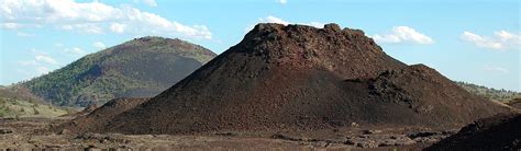 Craters Of The Moon National Monument & Preserve (U.S. National Park ...