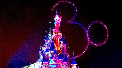 Disneyland Paris : incroyable show de drones du spectacle Disney D ...