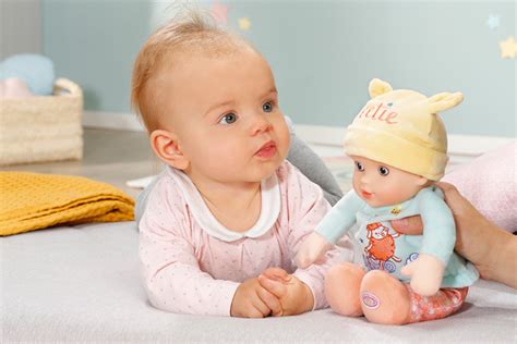 The Benefits of Doll Play in Young Children ǀ Baby Annabell