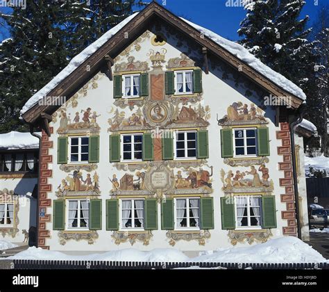 Germany, Bavaria, Oberammergau, Hansel - and home Gretel, Lüftlmalerei ...