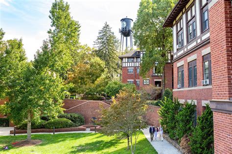 Top 5 Best Private Schools in Asheville, NC (2024)