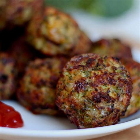 Cheesy Air Fryer Broccoli Bites - Everyday Homemade