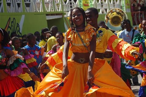 Carnaval in Jacmel, Haiti | Haitian, Dress culture, Haiti