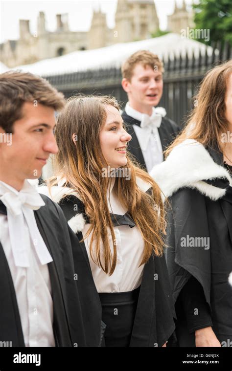 Cambridge University students taking part in a graduation ceremony ...