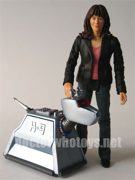 Doctor Who Action Figures - Sarah Jane Smith With K9