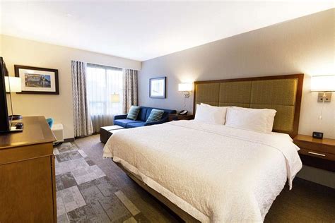 HAMPTON INN BY HILTON VANCOUVER AIRPORT $87 ($̶1̶3̶3̶) - Updated 2021 Prices & Hotel Reviews ...