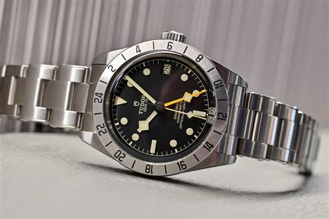 Review Tudor Black Bay Pro GMT 79470 (Live Pics, Specs & Price)