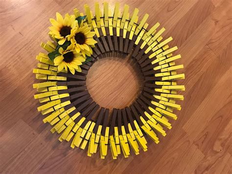 16 Sunflower Clothespin Wreath - Etsy | Sunflower wreath diy, Clothes pin wreath, Diy wreath