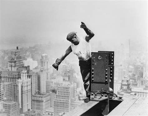 15 Breathtaking Photographs From The Empire State Building's Construction - Art-Sheep