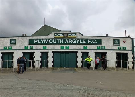 Extreme Football Tourism: ENGLAND: Plymouth Argyle FC