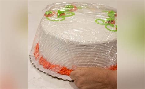 How to Keep Cakes Fresh | Cake Storage Tips