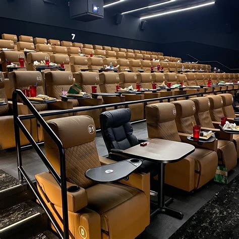 Cinergy Dine-In Cinemas in Charlotte - Lo que se debe saber antes de viajar - Tripadvisor