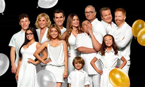 The "Modern Family" Cast Shared Photos From Their First Day Of The Final Season