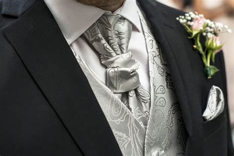 Should You Wear A Cravat Or A Tie With Your Wedding Suit?