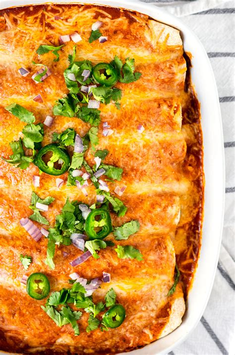 Rotisserie chicken enchiladas with a simple enchilada sauce (EASY ...