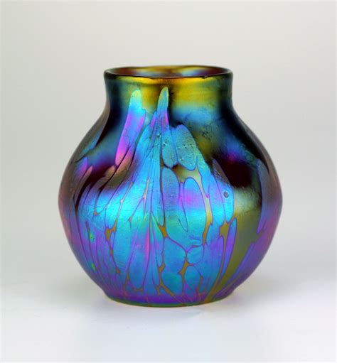- Loetz | Medici Vase ca. 1902/04. | Glass art, Art glass vase, Glass art sculpture