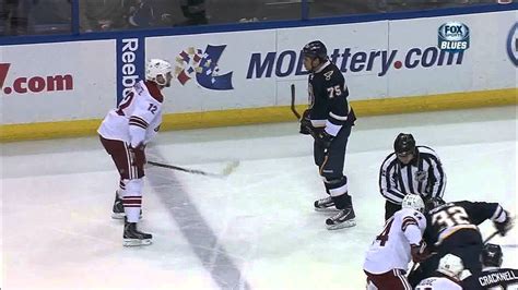 Ryan Reaves vs Paul Bissonnette fight April 18 2013 Phoenix Coyotes s ...