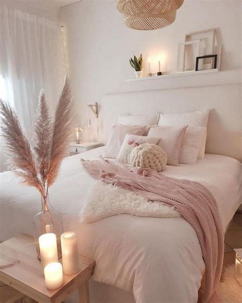 70 Interesting and Funny Small Apartment Decorating Ideas - blog.idehits.com in 2020 | Bedroom ...