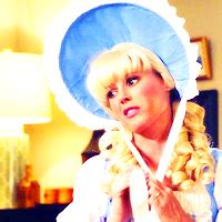 Halloween - Claire - Modern Family Icon (37735393) - Fanpop