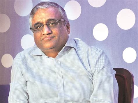 Without Reliance deal, future uncertain for Kishore Biyani's firms | Business Standard News