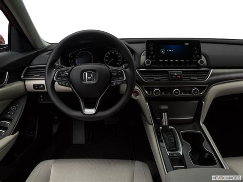 2018 Honda Accord Sedan: Reviews, Price, Specs, Photos and Trims | Driving.ca